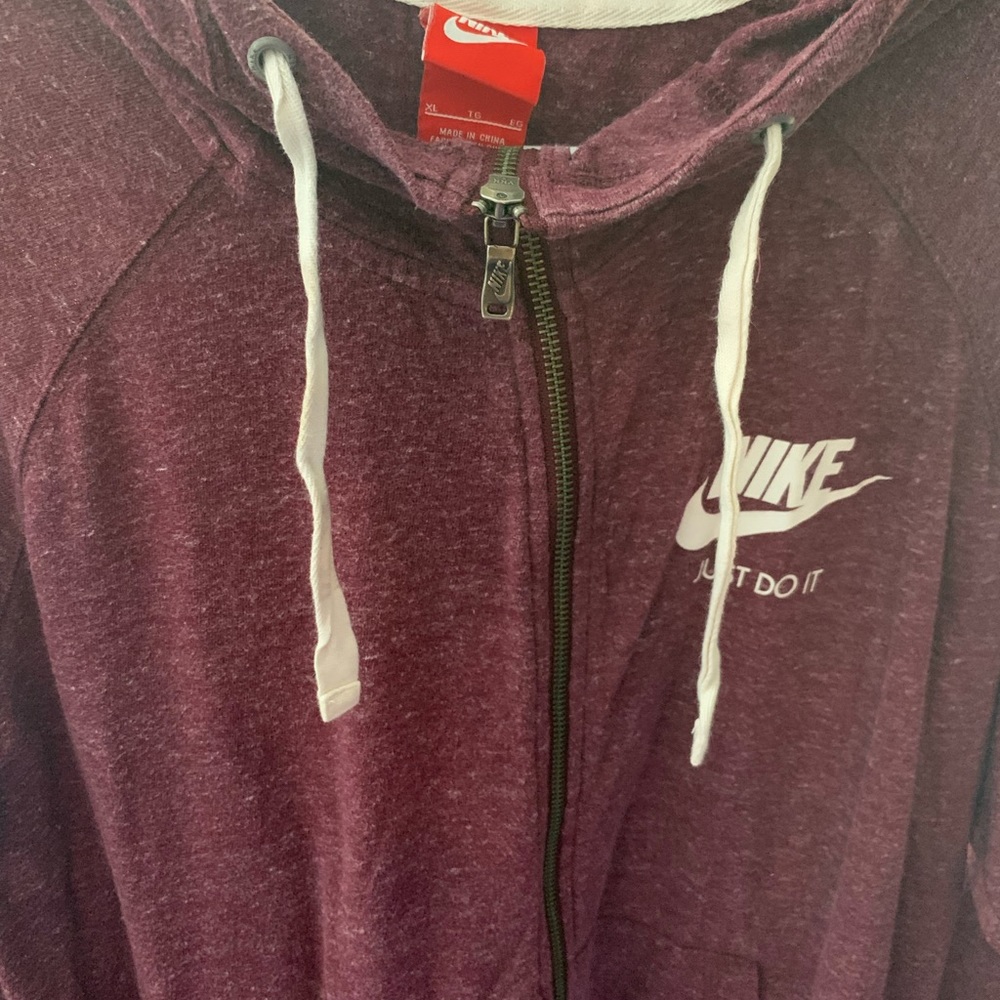 Nike jacket - Picture 9 of 12